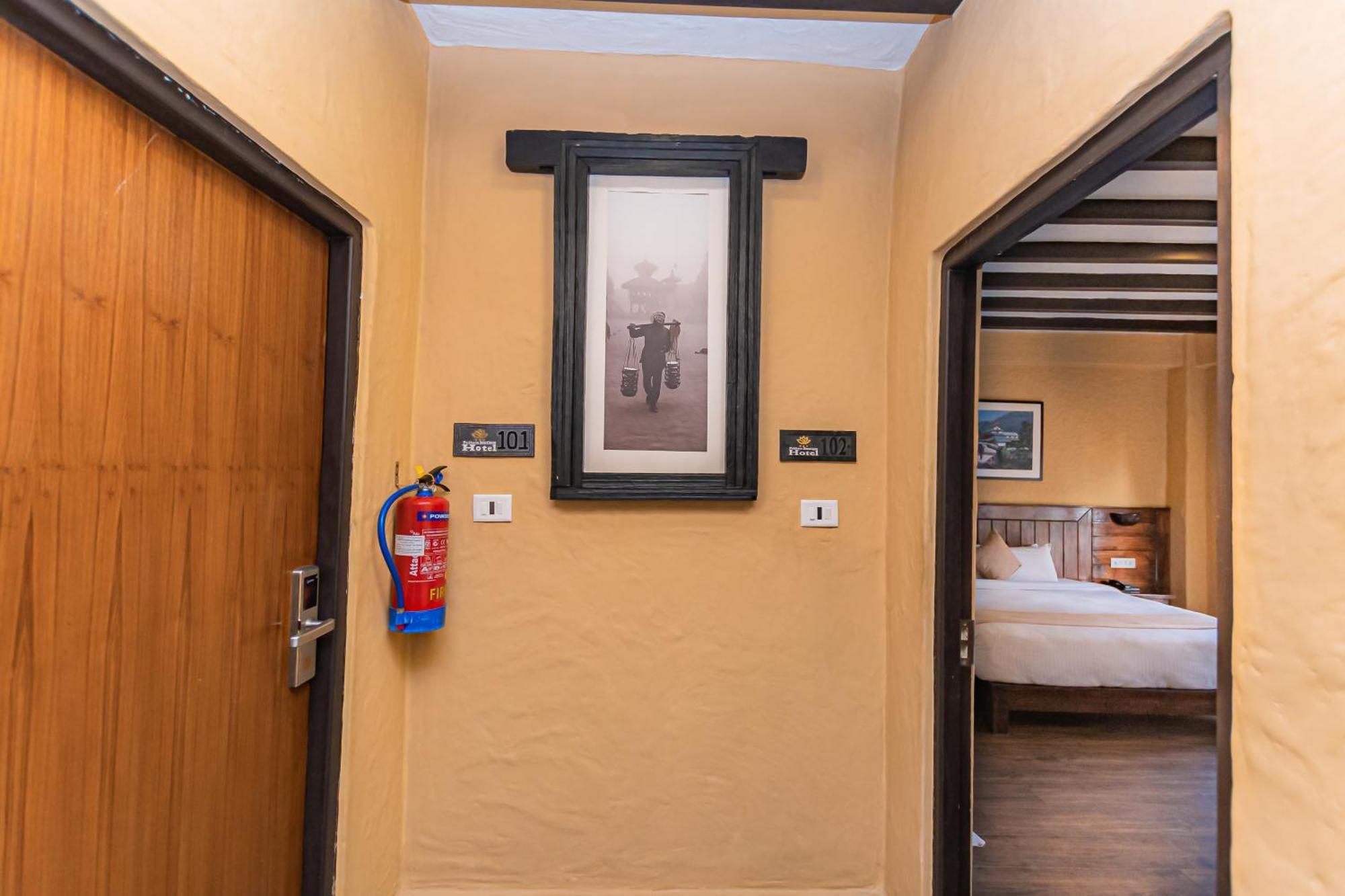 Pokhara Boutique Hotel Exterior photo