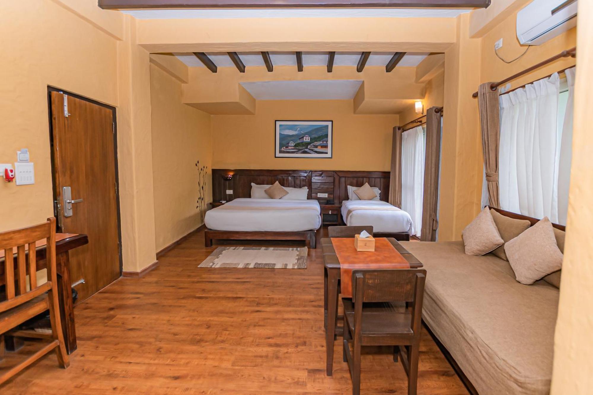 Pokhara Boutique Hotel Exterior photo