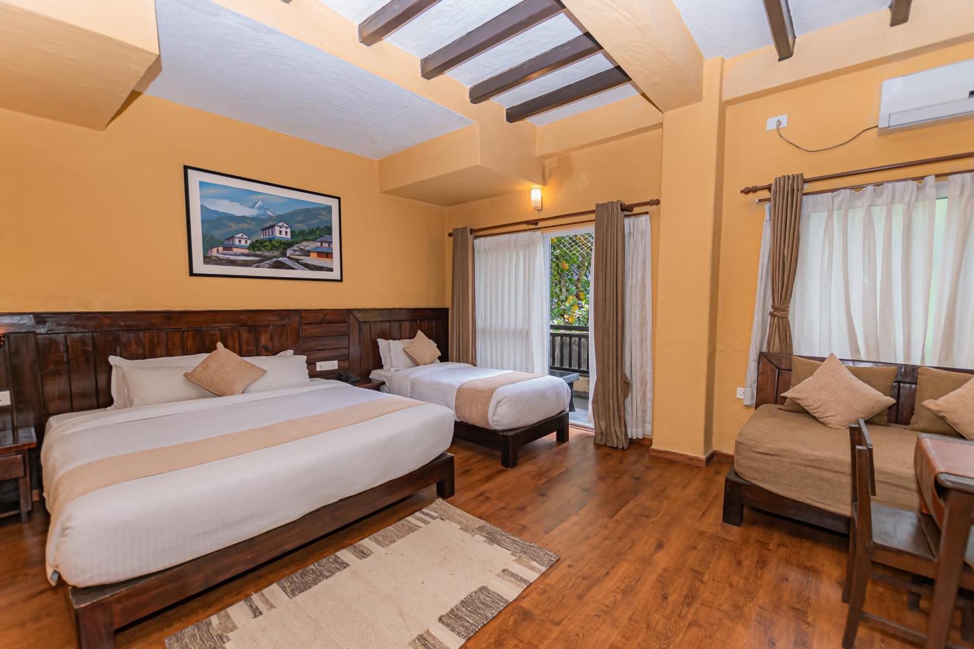 Pokhara Boutique Hotel Exterior photo